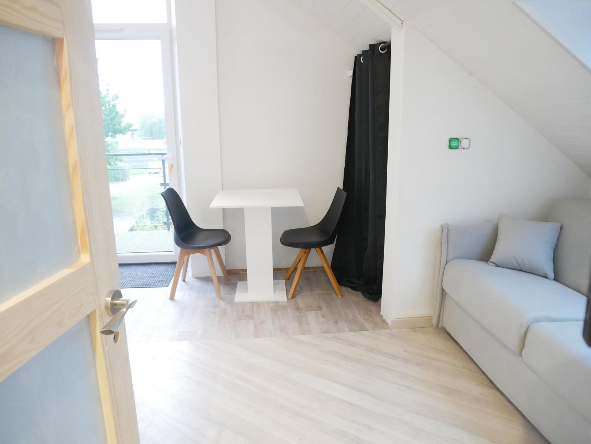 Cathy Terrasse Leane Apartment